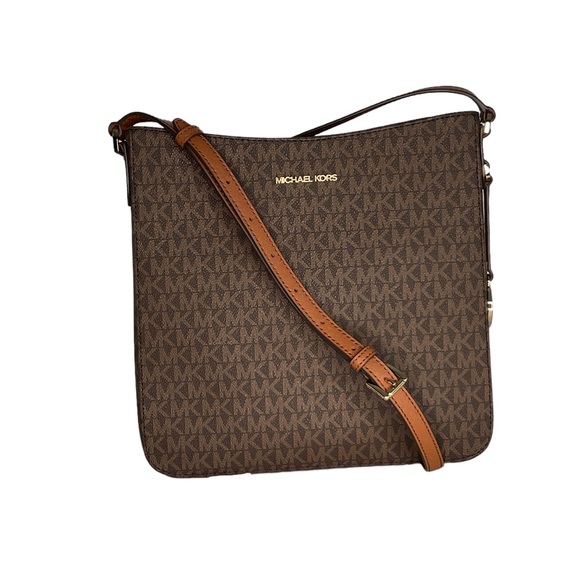 Michael Kors Travel Bag - Picture 1 of 15